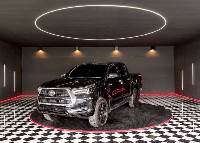 Used 9
                    TOYOTA
                     for Sale Image