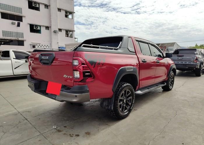 Used 5
                    TOYOTA
                     for Sale Image