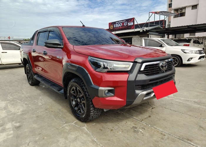 Used 5
                    TOYOTA
                     for Sale Image