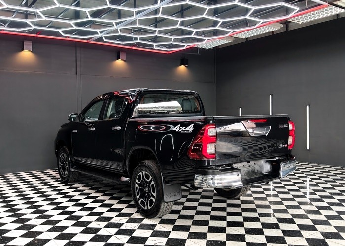 Used 11
                    TOYOTA
                     for Sale Image