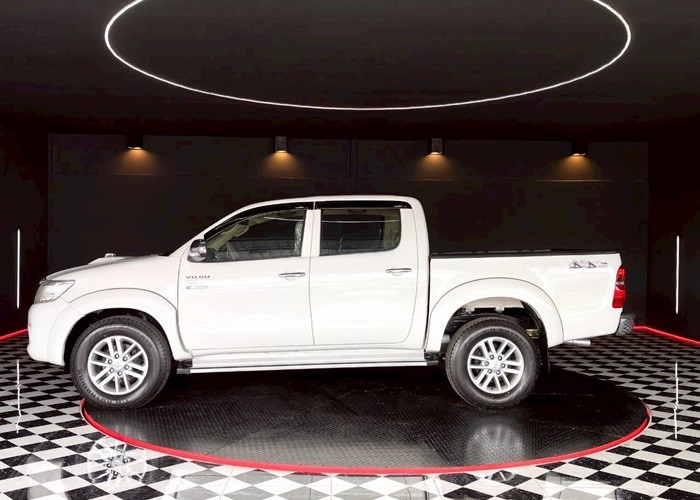 Used 7
                    TOYOTA
                     for Sale Image