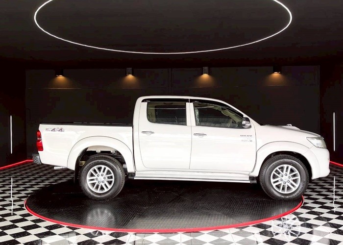 Used 7
                    TOYOTA
                     for Sale Image