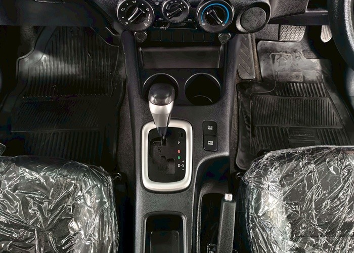 Used 11
                    TOYOTA
                     for Sale Image