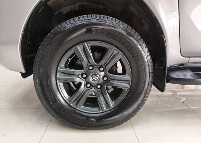 Used 6
                    TOYOTA
                     for Sale Image