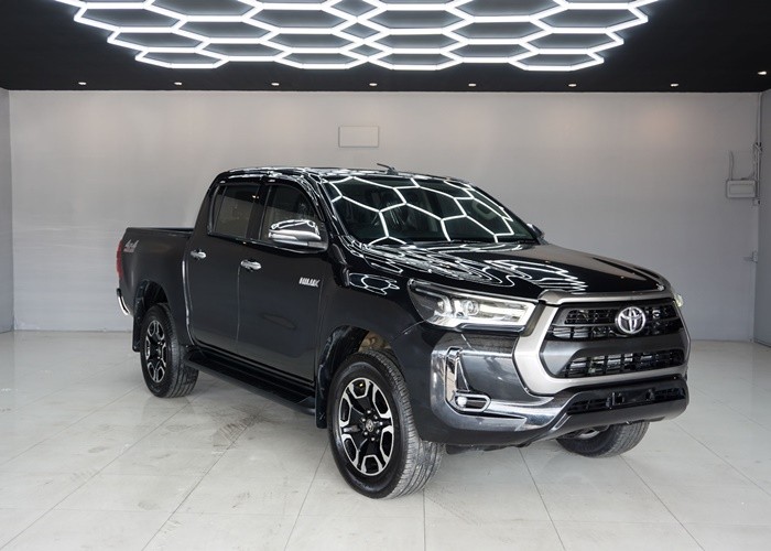 Used 9
                    TOYOTA
                     for Sale Image