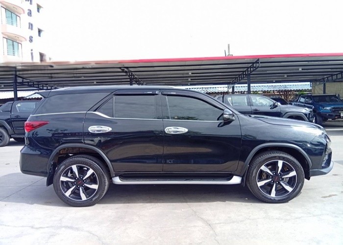 Used 7
                    TOYOTA
                     for Sale Image