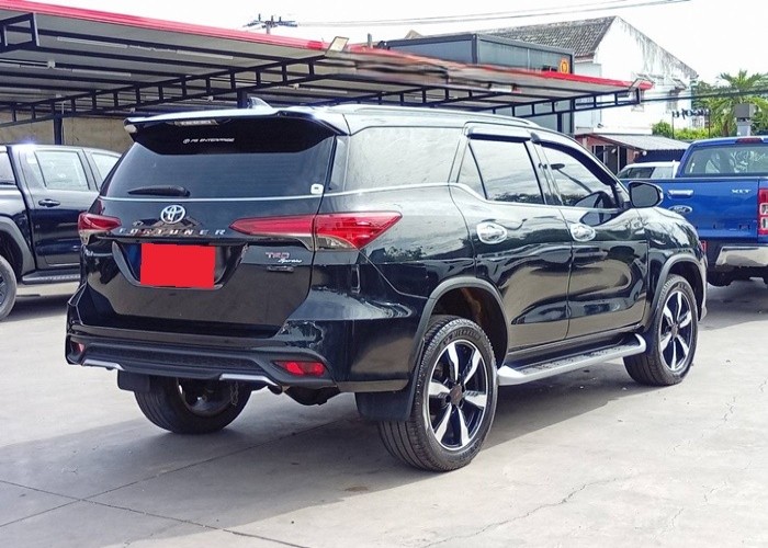 Used 7
                    TOYOTA
                     for Sale Image