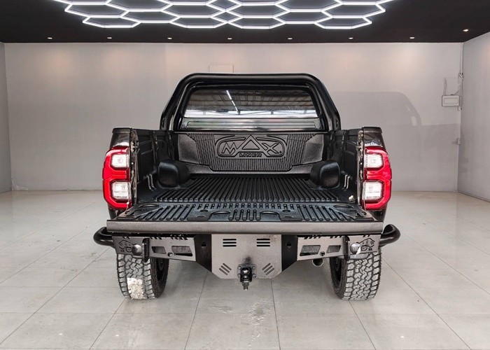 Used 12
                    TOYOTA
                     for Sale Image