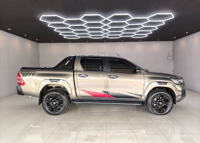 Used 12
                    TOYOTA
                     for Sale Image