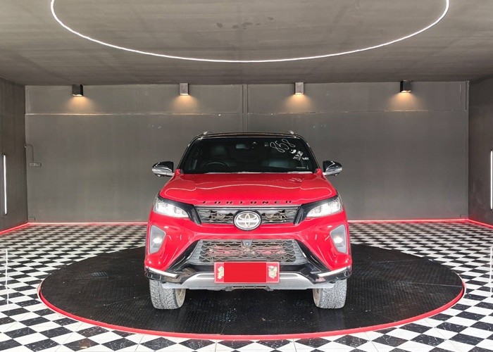 Used 9
                    TOYOTA
                     for Sale Image