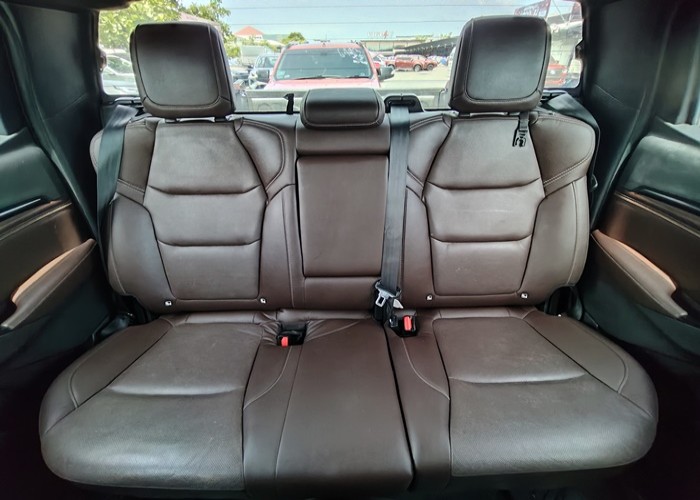 Used 12
                    ISUZU
                     for Sale Image