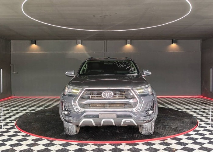 Used 8
                    TOYOTA
                     for Sale Image