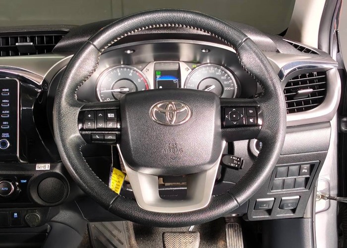 Used 8
                    TOYOTA
                     for Sale Image
