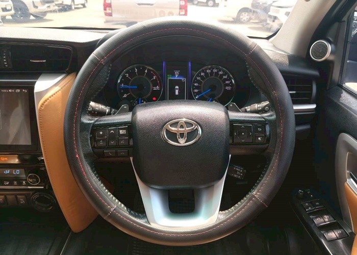 Used 10
                    TOYOTA
                     for Sale Image