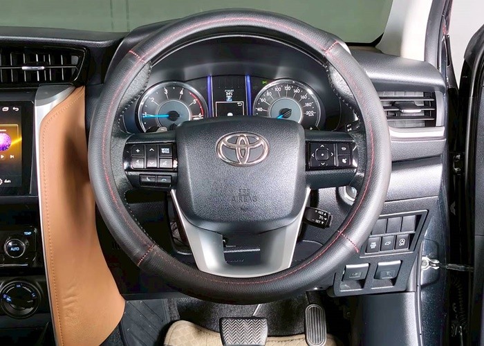 Used 10
                    TOYOTA
                     for Sale Image
