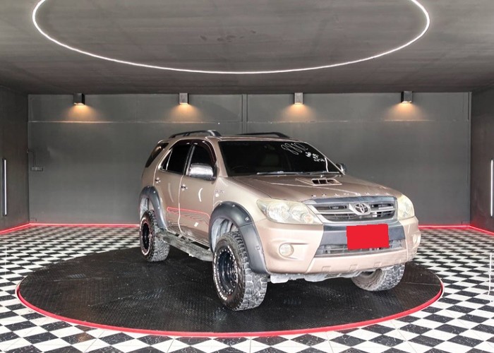 Used 4
                    TOYOTA
                     for Sale Image