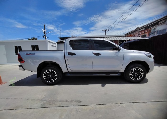 Used 5
                    TOYOTA
                     for Sale Image