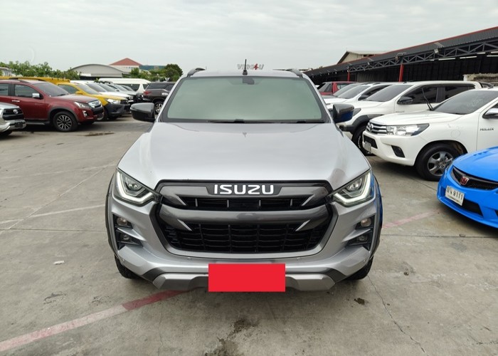 Used 5
                    ISUZU
                     for Sale Image