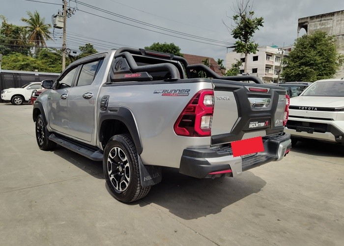 Used 8
                    TOYOTA
                     for Sale Image