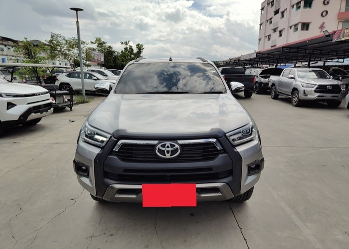 Used 8
                    TOYOTA
                     for Sale Image