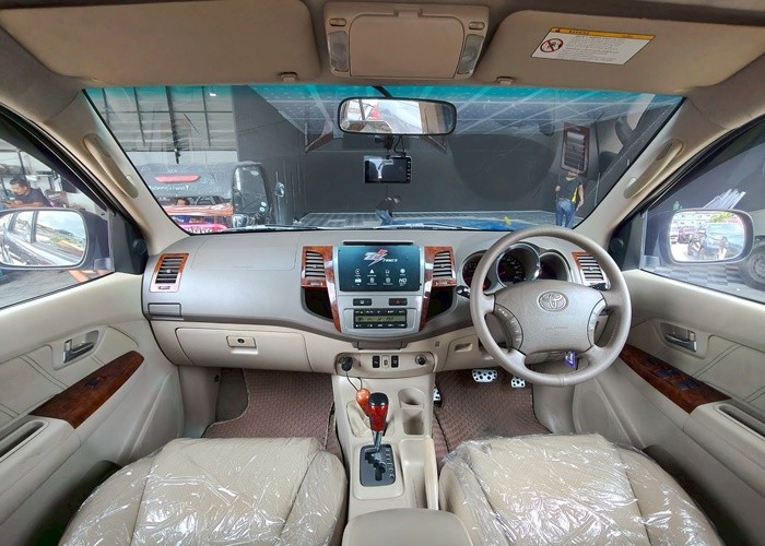 Used 8
                    TOYOTA
                     for Sale Image