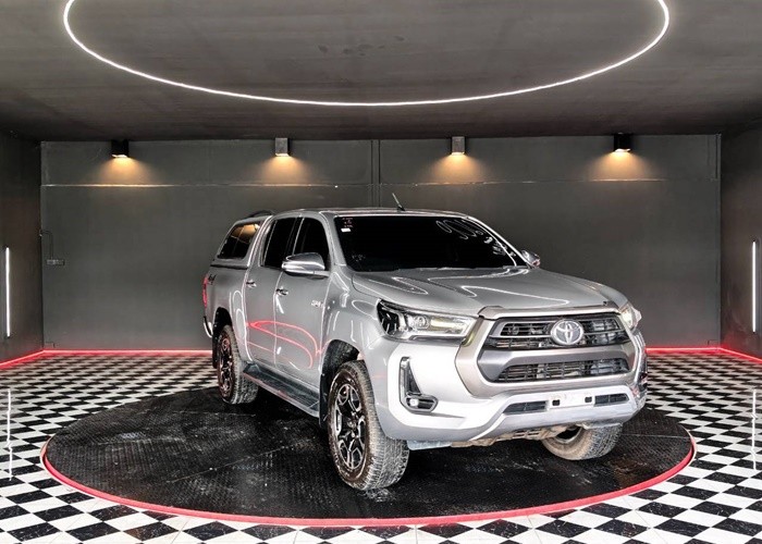 Used 5
                    TOYOTA
                     for Sale Image