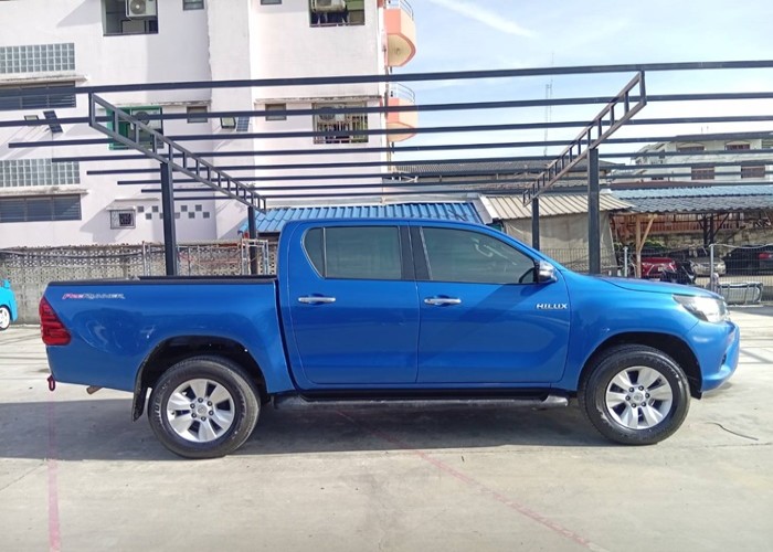 Used 8
                    TOYOTA
                     for Sale Image