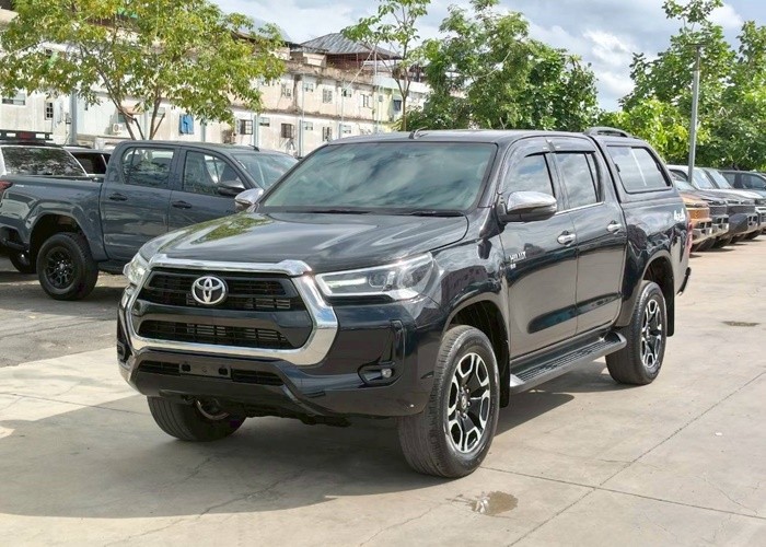 Used 4
                    TOYOTA
                     for Sale Image