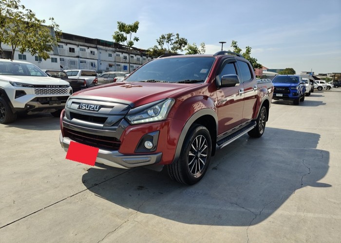 ISUZU
             
                 for Sale for Sale