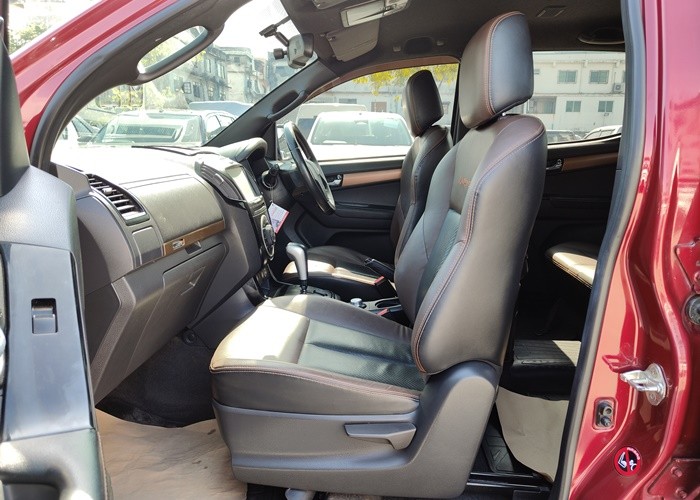 Used 3
                    ISUZU
                     for Sale Image