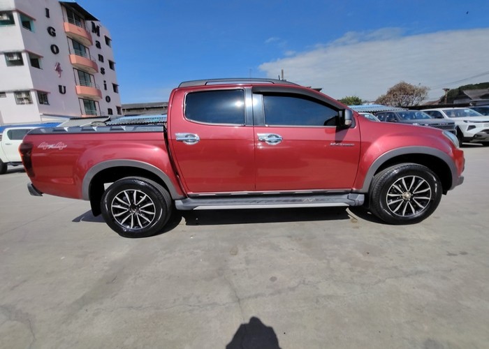 Used 3
                    ISUZU
                     for Sale Image