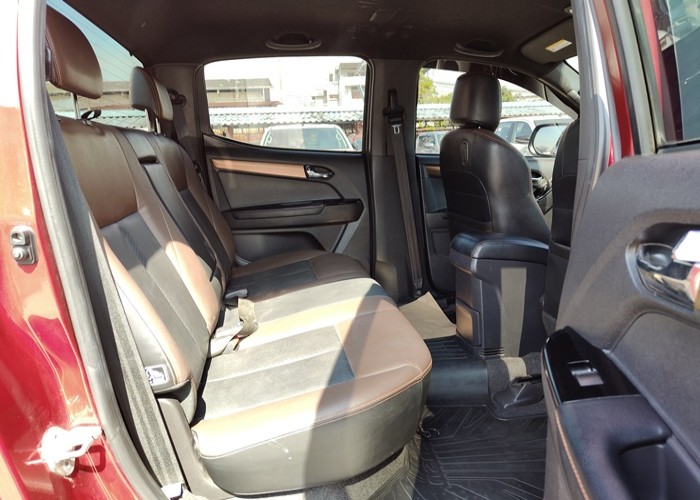 Used 3
                    ISUZU
                     for Sale Image