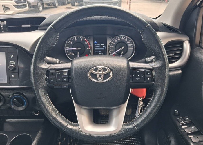 Used 7
                    TOYOTA
                     for Sale Image