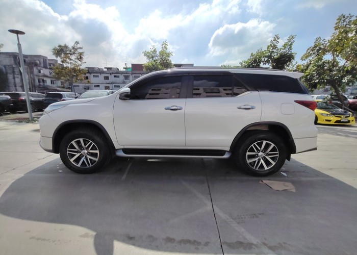 Used 3
                    TOYOTA
                     for Sale Image