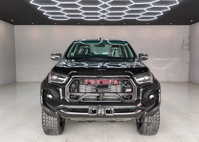 Used 7
                    TOYOTA
                     for Sale Image