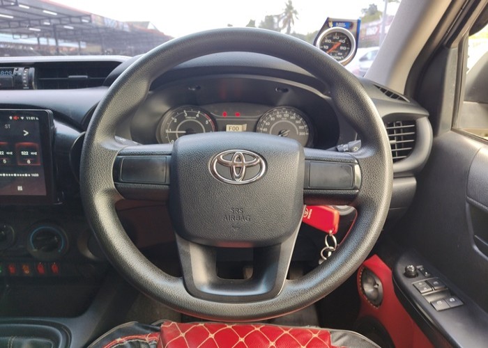 Used 7
                    TOYOTA
                     for Sale Image