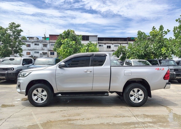 Used 8
                    TOYOTA
                     for Sale Image
