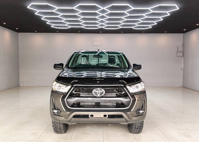 Used 5
                    TOYOTA
                     for Sale Image
