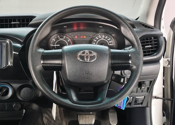 Used 5
                    TOYOTA
                     for Sale Image