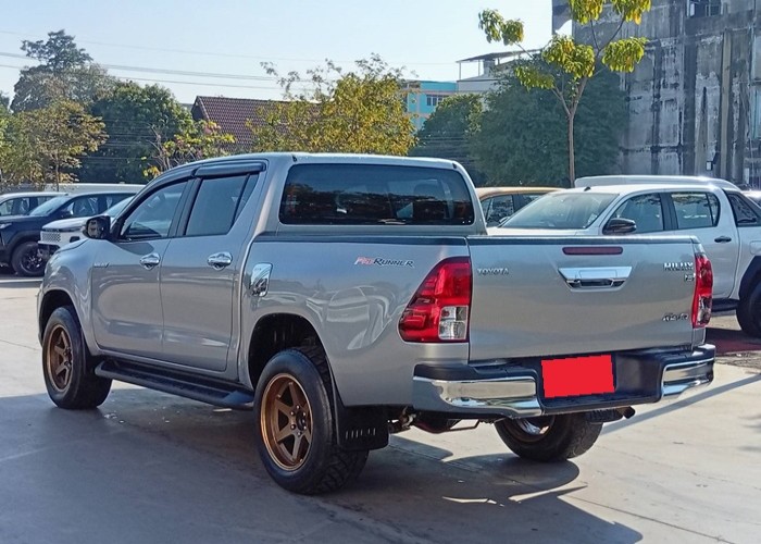 Used 12
                    TOYOTA
                     for Sale Image