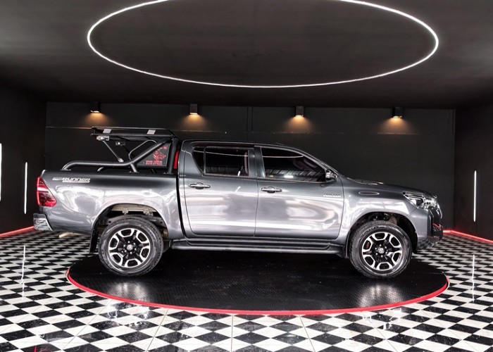 Used 9
                    TOYOTA
                     for Sale Image