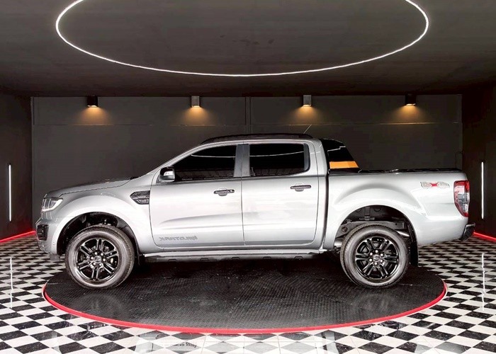 Used 12
                    FORD
                     for Sale Image