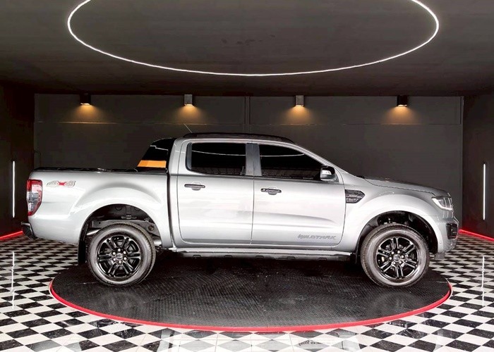 Used 12
                    FORD
                     for Sale Image