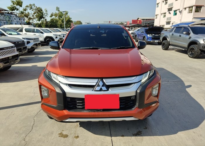 Used 2
                    MITSUBISHI
                     for Sale Image