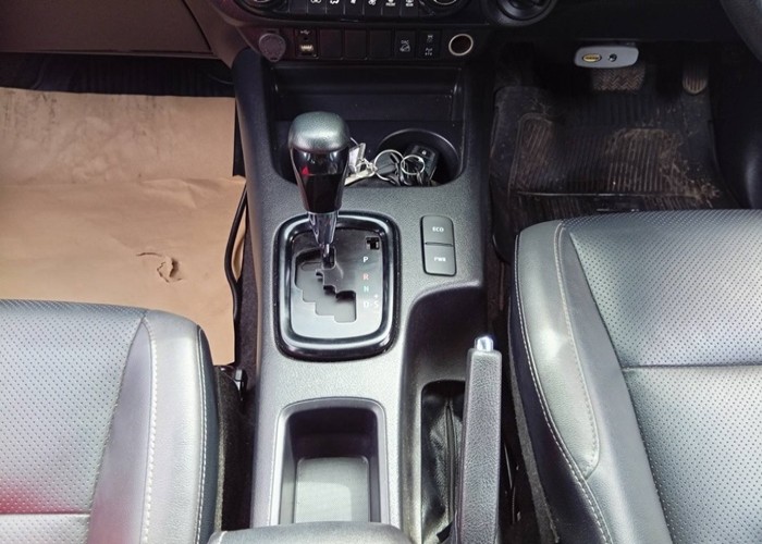 Used 7
                    TOYOTA
                     for Sale Image