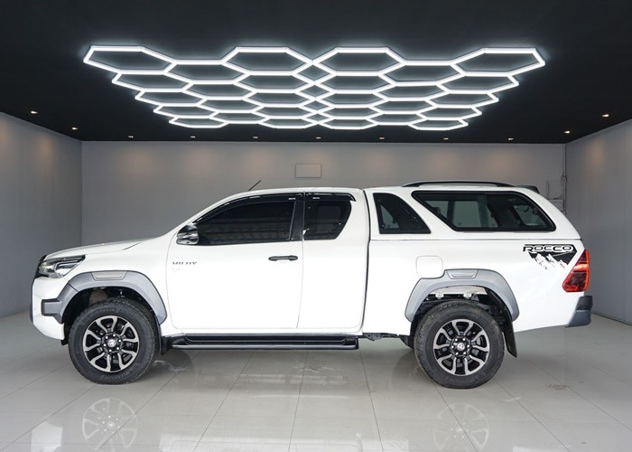 Used 7
                    TOYOTA
                     for Sale Image