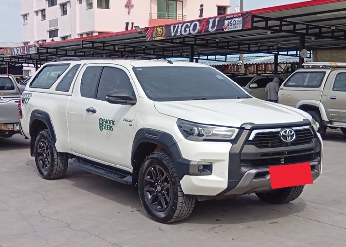 Used 7
                    TOYOTA
                     for Sale Image