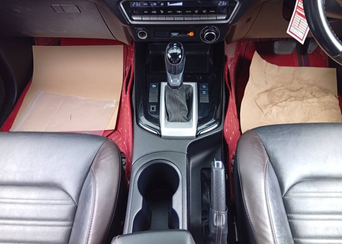 Used 11
                    ISUZU
                     for Sale Image