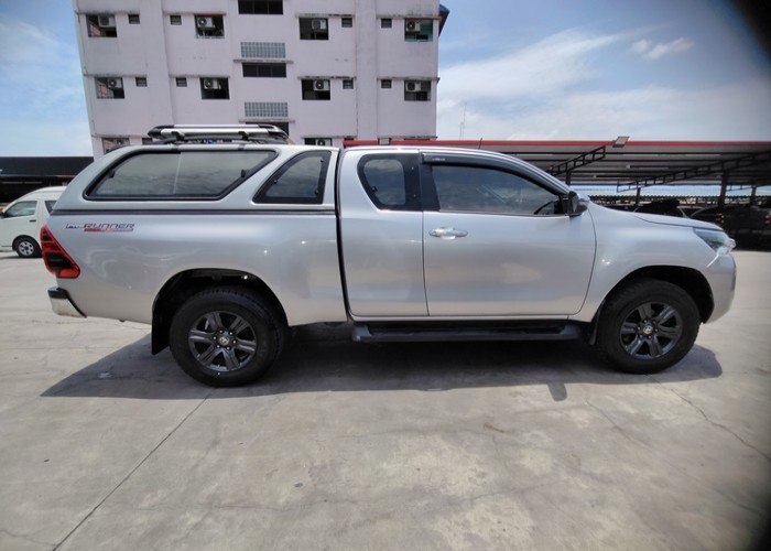 Used 5
                    TOYOTA
                     for Sale Image