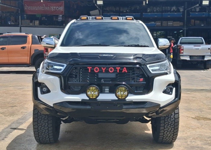 Used 5
                    TOYOTA
                     for Sale Image